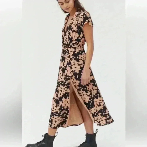 Urban outfitters‎ Womens midi pullover dress cap sleeve black tan xs Tempo Crepe - Picture 3 of 15